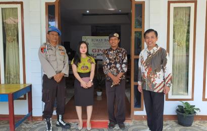 Berikan Rasa Aman, Polsek Giri Mulya Laksanakan Pengamanan di Gereja
