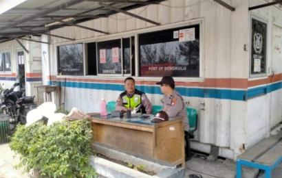 Tingkatkan Pengamanan, Polsek KSKP Pulau Baai Patroli Siang
