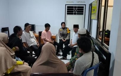 Tinggal Sekontrakan, Sepasang Remaja Muda Mudi Diamankan ke Polsek Kampung Melayu