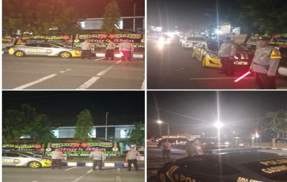 Personel Satlantas Laksanakan Pengaturan Lalu Lintas dan Pengamanan Ramah Tamah dan Makan Malam Family Gathering Adi Pradana 88 Bravo 