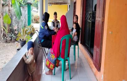 Tingkatkan Pengawasan, Bhabinkamtibmas Kelurahan Padang Serai Sambang Kamtibmas 