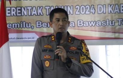 Kapolres Seluma Hadiri Coffie Morning Rilis Hasil Pengawasan APS Peserta Pemilu Serta Deklarasi Damai Pemilu Serentak Tahun 2024 