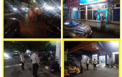 Patroli Keliling, Personel Poslek Ratu Samban Sambangi Security dan Sampaikan Imbauan Kamtibmas