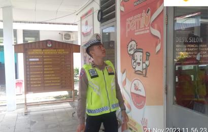 Sat Lantas Polres BS Giatkan Patroli Ke Gudang Logistik KPU, Kantor KPU dan Bawaslu  
