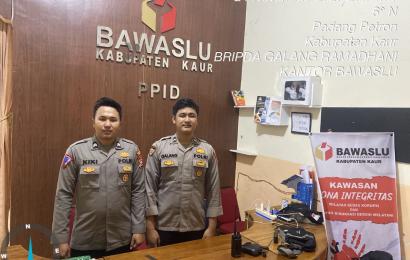Pengamanan di Kantor Bawaslu, Personel Cek Setiap Barang Bawaan 