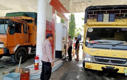 Cegah Kecurangan Pengisian BBM di SPBU, Polsek Maje Laksanakan Pengamanan 
