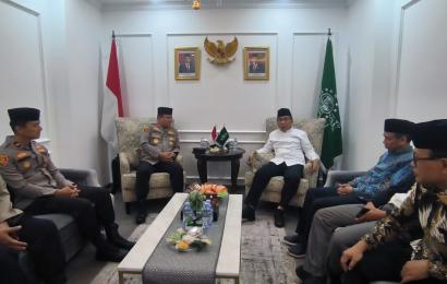 Dikunjungi Kaops NCS, Gus Yahya Nilai Polri Berhasil Jaga Ketentraman Jelang Pemilu 