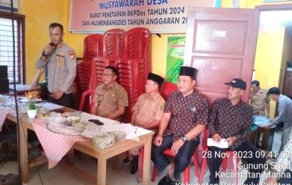 Kapolsek Manna Hadiri Musrenbangdes Desa Gunung Sakti 