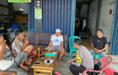 Sambangi Warga Binaan, Bhabinkamtibmas Polsek Seginim Sampaikan Imbauan Kamtibmas 
