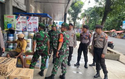 Sinergitas, TNI-Polri Laksanakan Patroli Dialogis Dalam Rangka Mendukung Kelancaran Tahapan Pemilu 2024 Diseputaran Kabupaten Kepahiang 