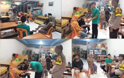 Problem Solving, Bhabinkamtibmas Polsek Selebar Damaikan Perselisihan Karyawan Rumah Makan Ampera 73 