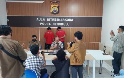 Jadi Kurir Narkoba, Dua Warga Kota Bengkulu Ditangkap Polda Bengkulu 