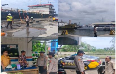 Berikan Rasa Aman, Personel Polsek KSKP Pulai Baai Patroli Siang Diseputaran Pelabuhan 