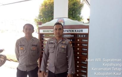 Tingkatkan Kewaspadaan Gangguan Kamtibmas di Lingkungan KPUD, Personel OMB Polres Kaur Gelar Pengamanan
