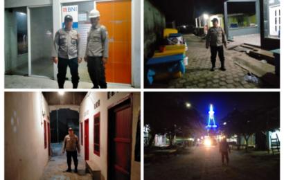 Personel Polsek KSKP Pulau Baai Patroli Dini Hari Cegah Gangguan Kamtibmas 