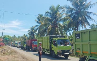 Polres BU Respon Cepat Laka Lantas yang Terjadi di Desa Samban Jaya