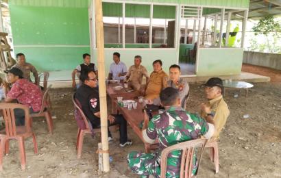Cooling System, Kapolsek Ketahun Sambangi Warga Desa Giri Kencana
