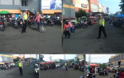 Ciptakan Kondisi Arus Lalin Lancar di pagi Hari, Polsek Ratu Samban Gelar Patroli