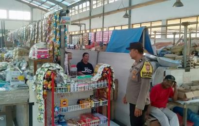 Bhabinkamtibmas Polsek Ketahun Sambangi Pasar Tradisional KTM LAGITA dan Sampaikan Imbauan Kamtibmas
