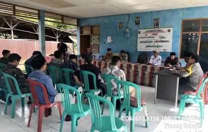 Bhabinkamtibmas Polsek Lebong Utara Hadiri Rakor Bulanan Kecamatan Pinang Belapis