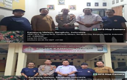 Bangun Sinergitas Dalam Menjaga Stabilitas Kamtibmas Jelang Pemilu 2024, Kapolsek Kampung Melayu Sambangi Kantor PPK 