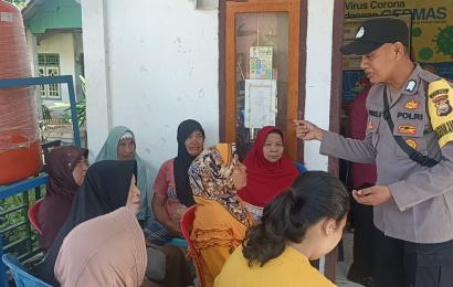 Jumat Curhat, Kanit Binmas dan Bhabinkamtibmas Polsek dengarkan Keluhan dan Sampiakan Imbauan dengan Warga Semidang Alas Maras