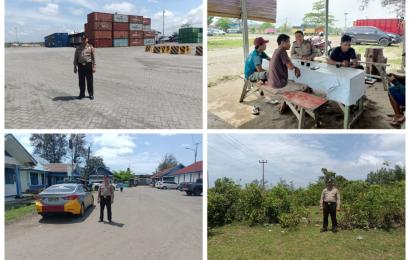 Pesrsonel Polsek KSKP Pulau Baai Paroli Keliling Diseputaran Pelabuhan 