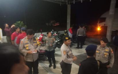 Polres BS Lakukan Pengamanan Kedatangan Kertas Suara Capres dan Cawapres di Gudang Logistik KPU Bengkulu Selatan 