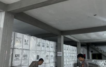 Ciptakan Keamanan yang Aman dan Kondusif, Personel OMB Polres Kaur Patroli di Gudang Logistik 