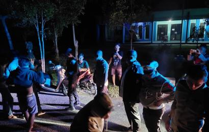 Patroli KRYD, Gabungan Piket Fungsi Polres Kaur Bubarakan Anak Remaja yang Berkumpul Larut Malam 