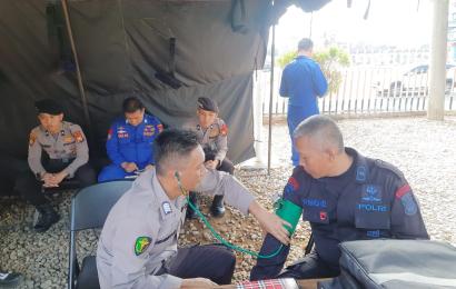 Subsatgas Dokkes Lakukan Pemeriksaan Kesehatan Terhadap Personel yang Melaksanakan Pengamanan