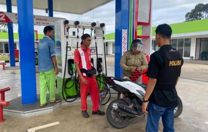 Unit Intelkam Polsek Kerkap Rutin Monitoring Stok Ketersediaan BBM di SPBU