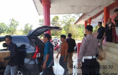 Polres Seluma Melaksanakan Pengawalan Surat Suara