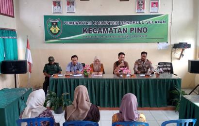 Kanit Binmas Polsek Pino dan Bhabinkamtibmas Hadiri Kegiatan Sosialisasi Pencegahan dan Penanganan Stunting Serta Gizi Buruk