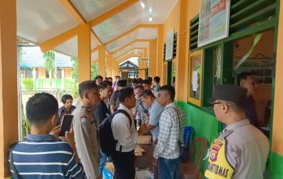 Personel Polsek Sukaraja Gelar Pengamanan Penerimaan Karyawan Baru PT. SSL