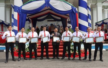 Hut Ke 20 Kabupaten Kepahiang, Personel Polres Kepahiang Terima Penghargaan dari Bupati 