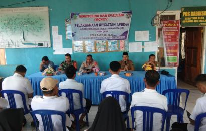 Kapolsek Lebong Atas Hadiri Monev Pelaksanaan APBDes DD dan ADD di Desa Tabeak Blau
