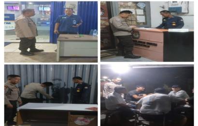 Sambangi Kantor KPU, Polsek Muara Bangkahulu Cek Situasi Sekitar dan Sampaikan Imbauan Kamtibmas 