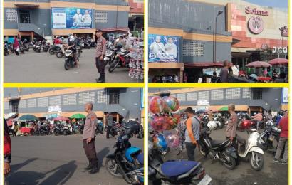 Patroli di Pasar Minggu, Polsubsektor Pasar Minggu Sampaikan Imbauan Kamtibmas 