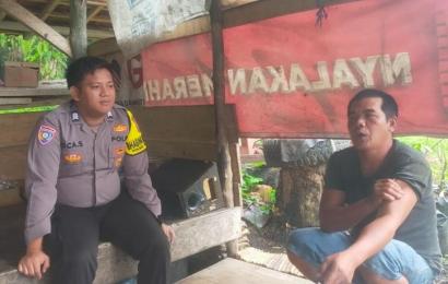 Sambang, Bhabinkamtibmas Ajak Warga Ciptakan Kamtibmas yang Kondusif Jelang Pemilu 