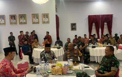 Waka Polres Seluma Hadiri Kegiatan Kunjungan Kerja Pangdam II/Sriwijaya Mayjen TNI Yanuar Adil ke wilayah Kabupaten Seluma