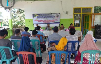 Sambang, Bhabinkamtibmas Polsek Lebong Atas Hadiri Musrenbangdes di Desa Sukau Kayo