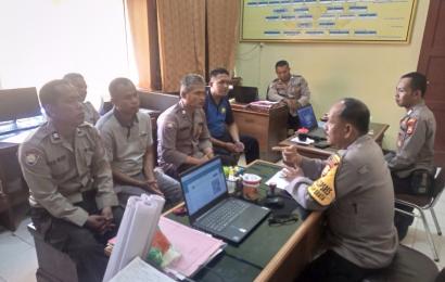 Kabag SDM Polres Seluma Sampaiakan Arahan Sosialisasi Penerimaan Anggota Polri kepada Kanit Binmas Polsek Jajaran 