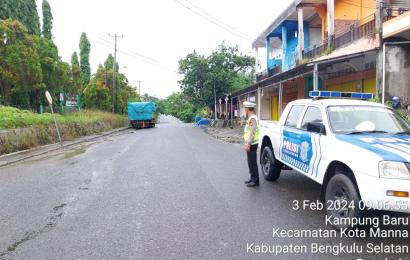 Patroli ke Kantor KPU dan Bawaslu, Satgas Kamseltibcarlantas Polres BS Berikan Rasa Aman 