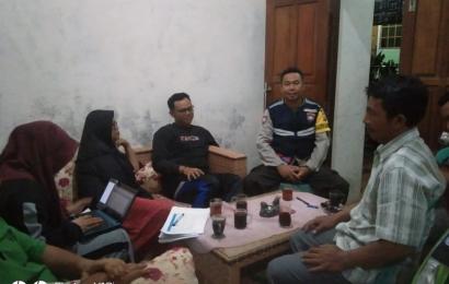 Problem Solving, Bhabinkamtibmas Fasilitasi Penyelesaian Permasalahan Warga di Desa Suka Bumi