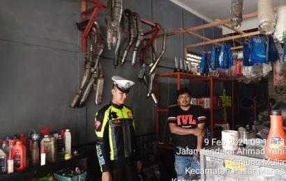 Himbau Tak Jual Knalpot Brong,  Satlantas Polres Bengkulu Selatan Kunjungi Toko Aksesoris Kendaraan 