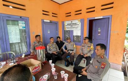 Kabag Sumda Polres BS Pantau Proses Pleno Rekapitulasi Suara Tingkat Kecamatan Pino 