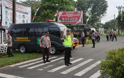 Polres Kepahiang Berikan Pengamanan Ketat Rapat Pleno Tingkat Kabupaten di Kantor KPU Kepahiang