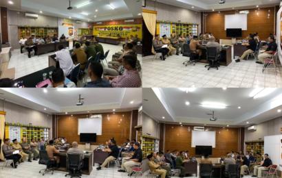 Kapolresta Bengkulu Ikuti Rapat Penertiban dan Penataan Kawasan Pantai Panjang Bersama Instansi Terkait 