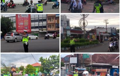 Personel Sat Lantas Polresta Bengkulu Gelar Strong Point di Persimpangan 